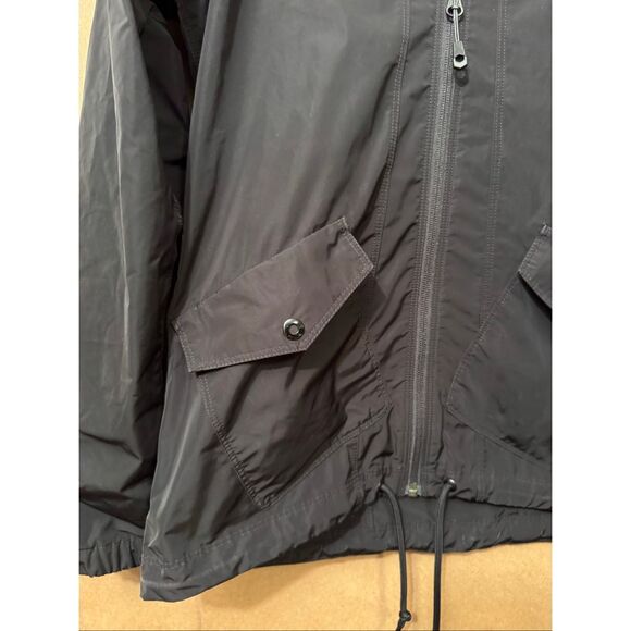 Mountain Hardware Jacket - Picture 3 of 10